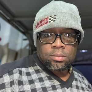 Meet your Posher, Robert